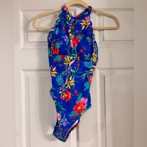 Cupshe Twilight Garden Tummy Control Cross-Back One-Piece swimsuit blue floral M